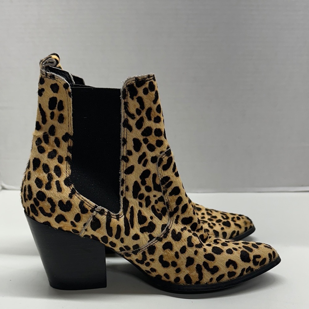 Steve Madden Patricia Heeled Ankle Boots Leopard Print Calf Hair Bootie Size 7.5 - Picture 2 of 11